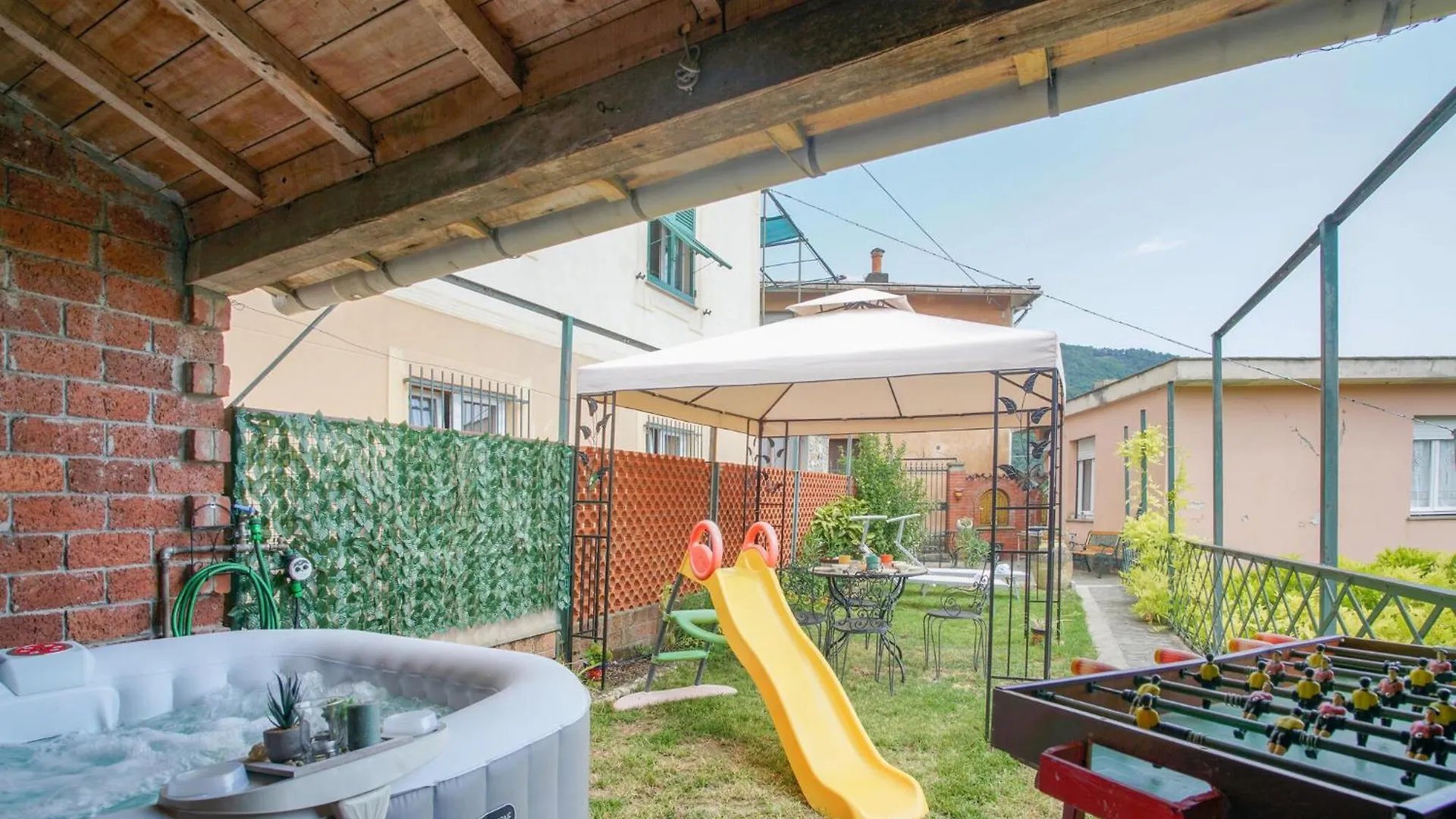 3 Bedroom Amazing Apartment In Avegno 0*,  イタリア